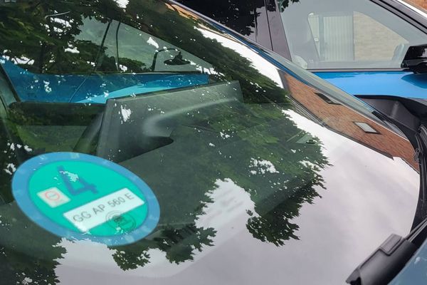 Foto: SP-X - Die deutsche Umweltplakette hilft im Ausland nicht weiter Foto: SP-X - Die deutsche Umweltplakette hilft im Ausland nicht weiter
